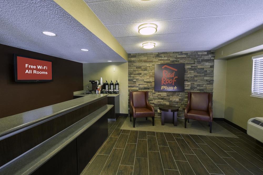 Red Roof Inn Plus+ Philadelphia Airport Есингтън Екстериор снимка