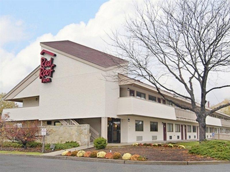 Red Roof Inn Plus+ Philadelphia Airport Есингтън Екстериор снимка