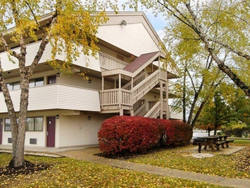 Red Roof Inn Plus+ Philadelphia Airport Есингтън Екстериор снимка